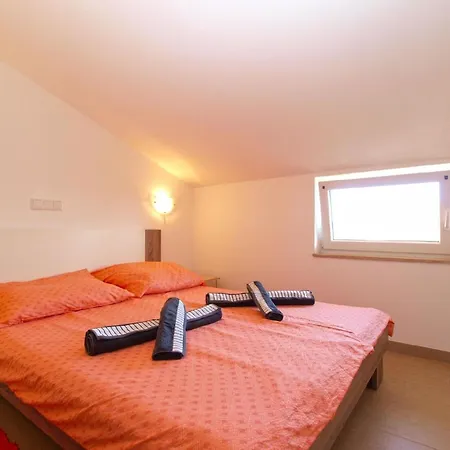 Fuer 6 Personen Ca 70 Qm In Liznjan, Istrien Suedkueste Von Istrien * Liznjan